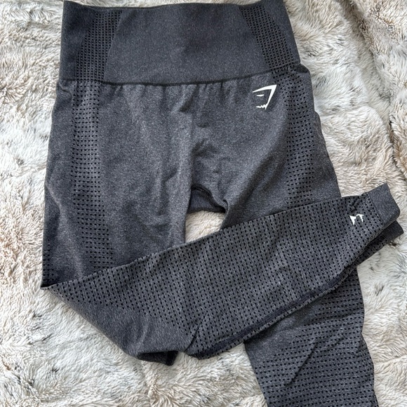 2/$20 Gymshark Leggings - Picture 1 of 1